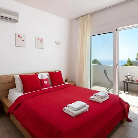 Amara With Private Pool And Hot Tub Villa